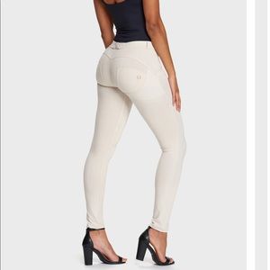 Freddy WR.UP® Fashion Mid Rise Full Length